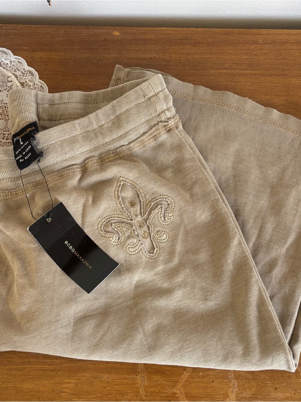 Y2K BCBG Max Azria NWT Bermuda Shorts
